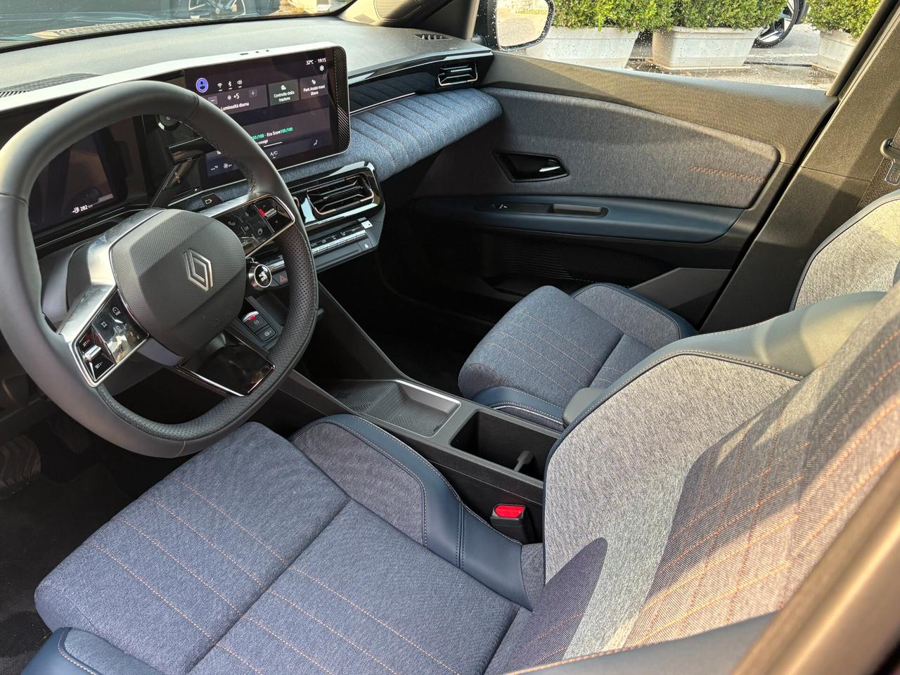 Renault 4 E-Tech Electric 150 CV Comfort Range Techno