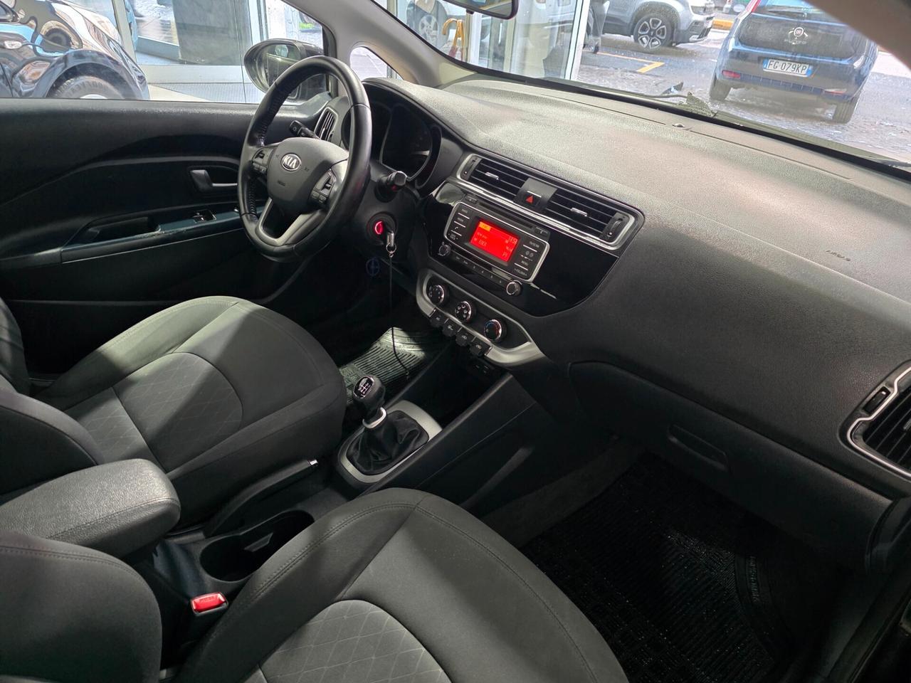 Kia Rio 1.1 CRDi 75cv 5P Cool 2017