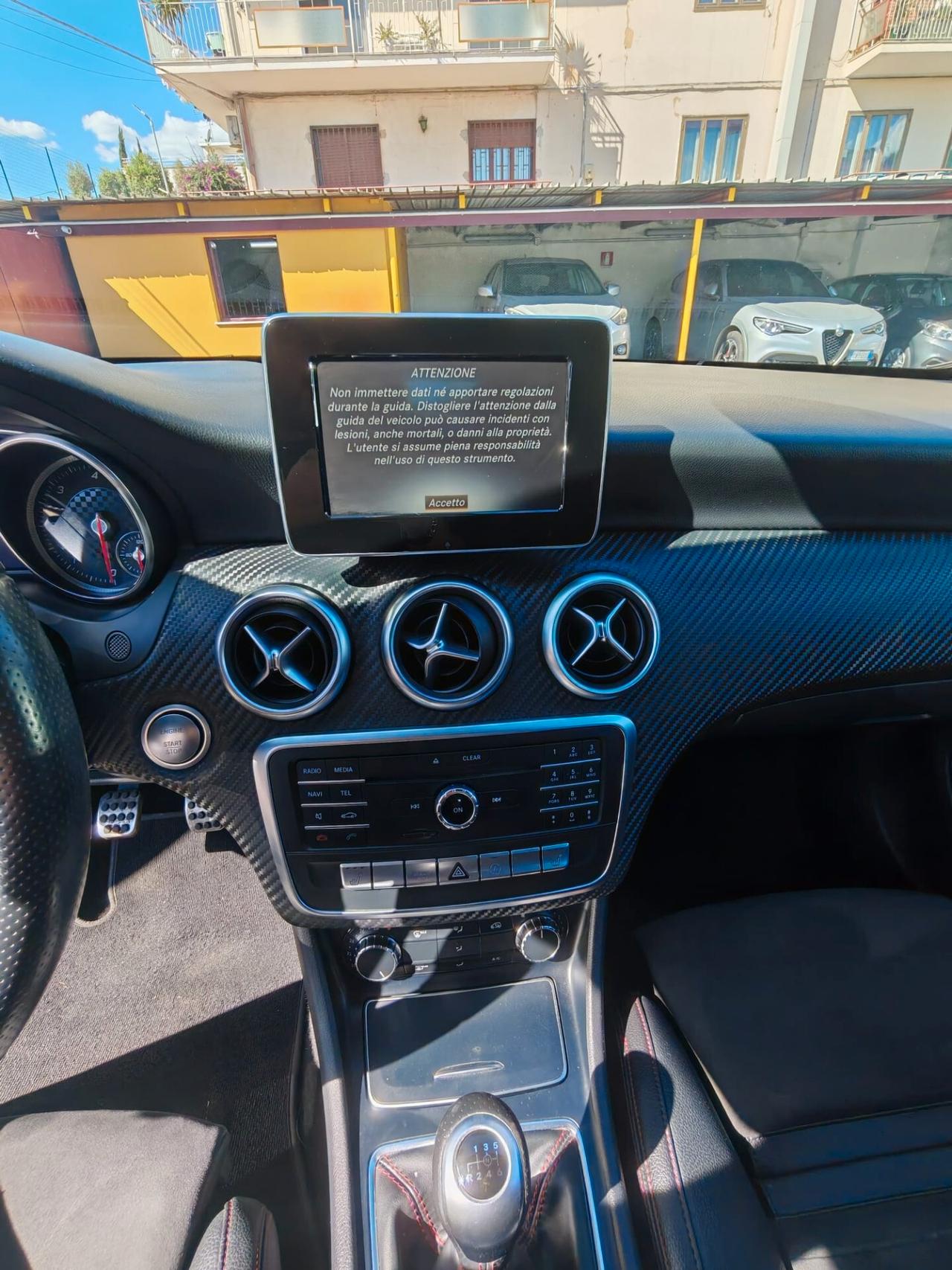 Mercedes-benz A 180 d Premium