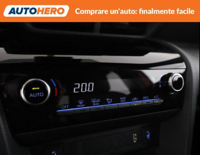 TOYOTA Yaris Cross 1.5 Hybrid 5p. E-CVT AWD-i Orange Edition