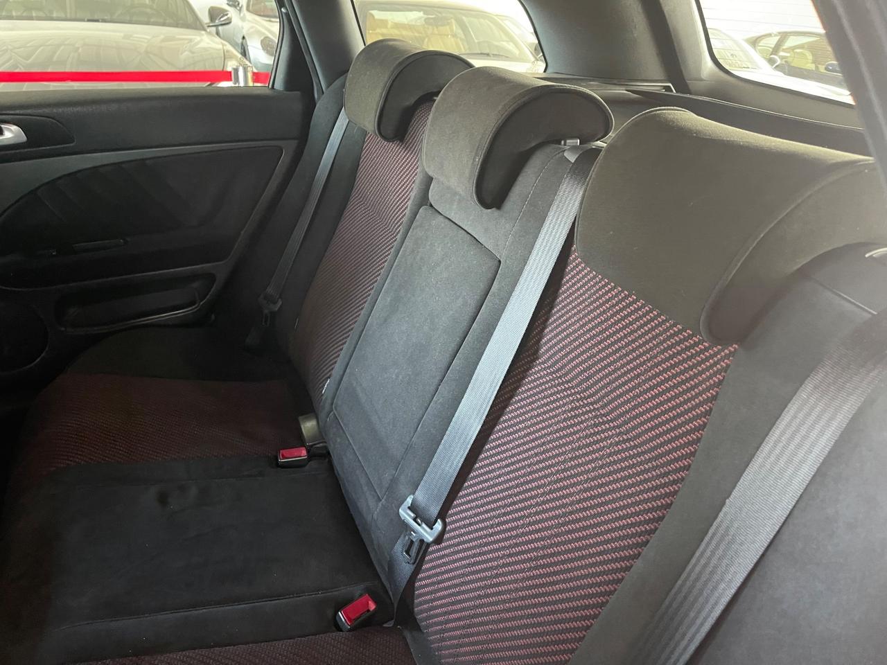 Alfa Romeo 159 Sportwagon 1.9 JTDm PERMUTE RATE
