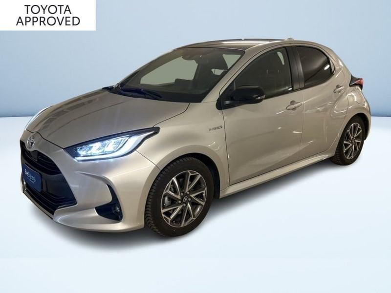 Toyota Yaris 1.5 HYBRID LOUNGE