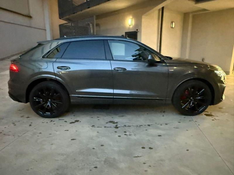 Audi Q8 SUV 50 TDI 286 CV quattro tiptronic S line edition