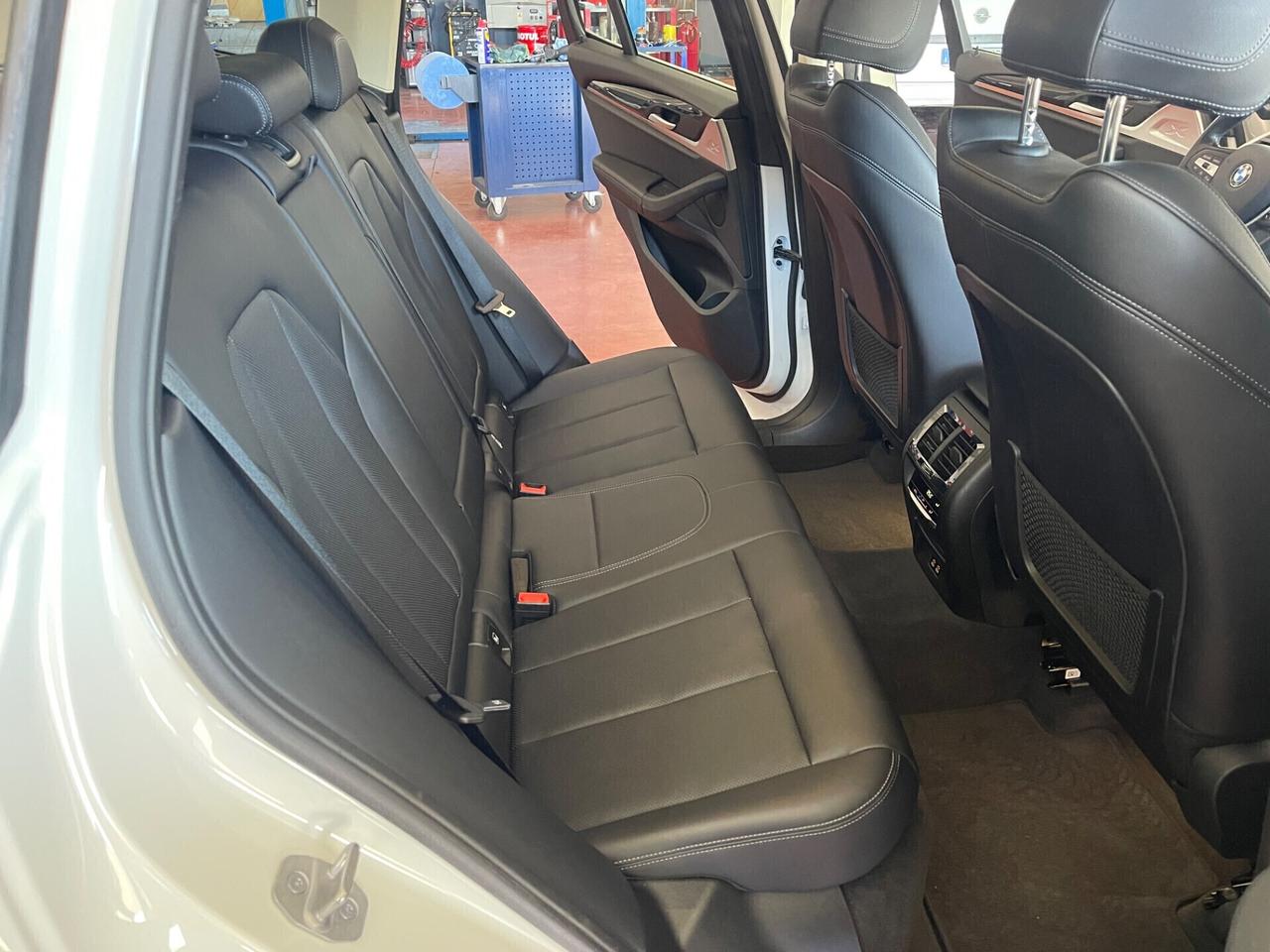 Bmw X3 sDrive18d 48V