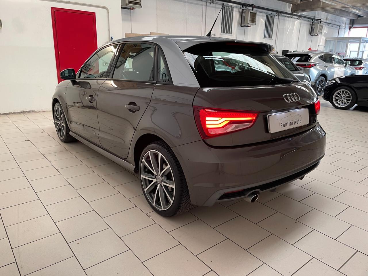 Audi A1 Spb Admired S Line 1.4 TDI s-tronic-LEGGI SOTTO