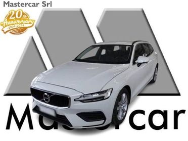 VOLVO V60 V60 2.0 b4 Momentum Business Pro auto - GG115ZL