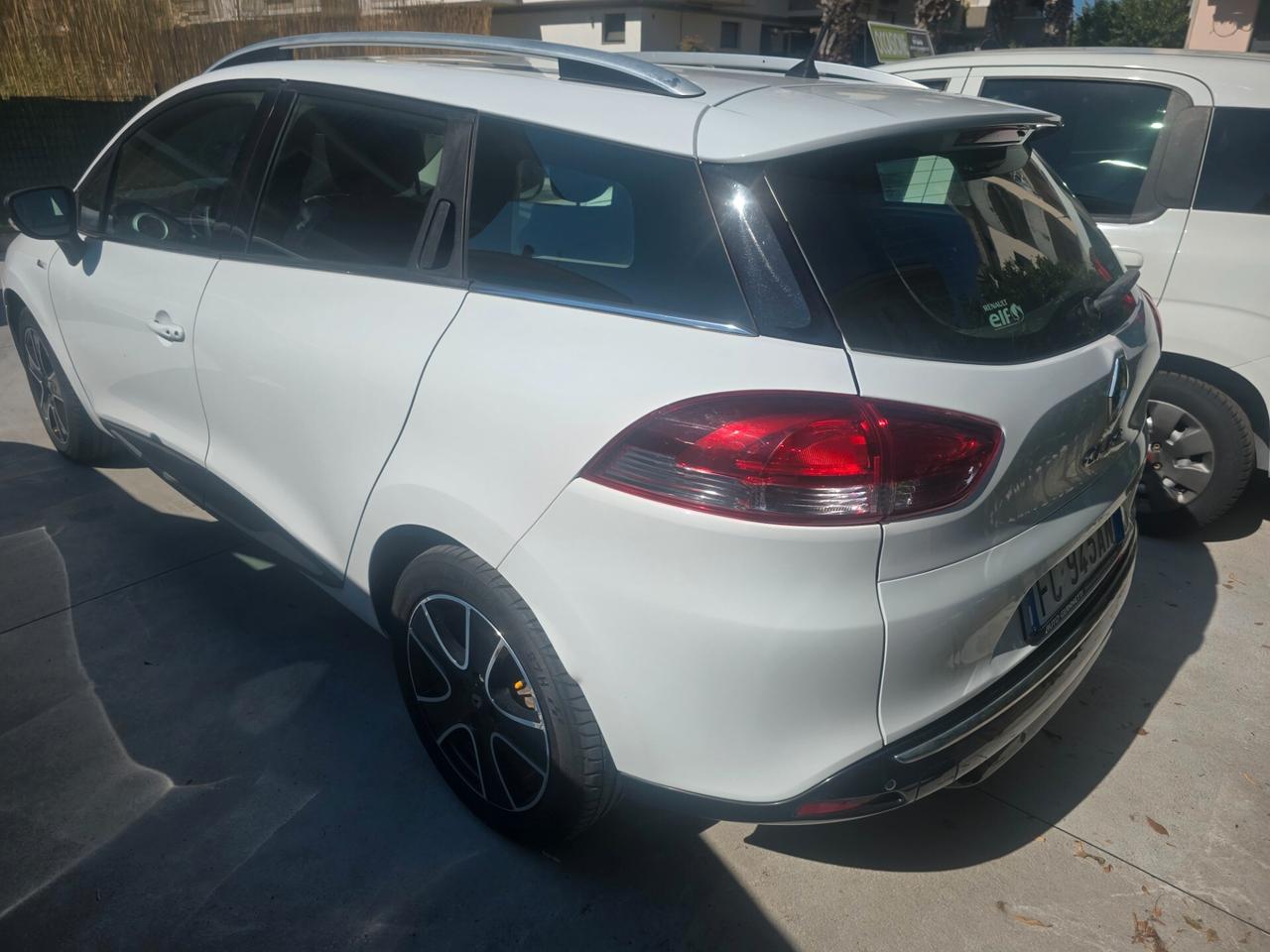 Renault Clio TCe 90 CV SW
