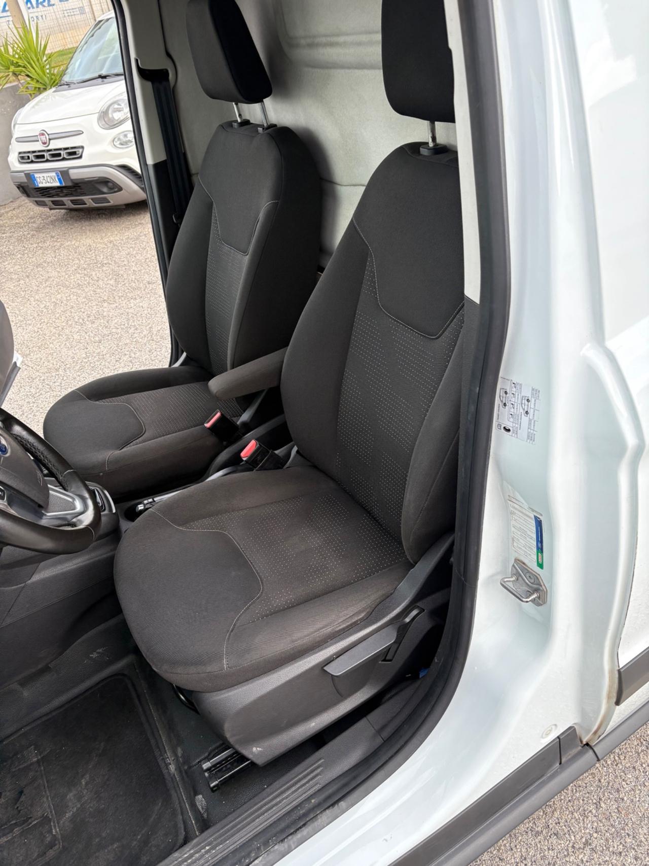 Ford Transit Courier 1.5 TDCi 75CV Van Entry
