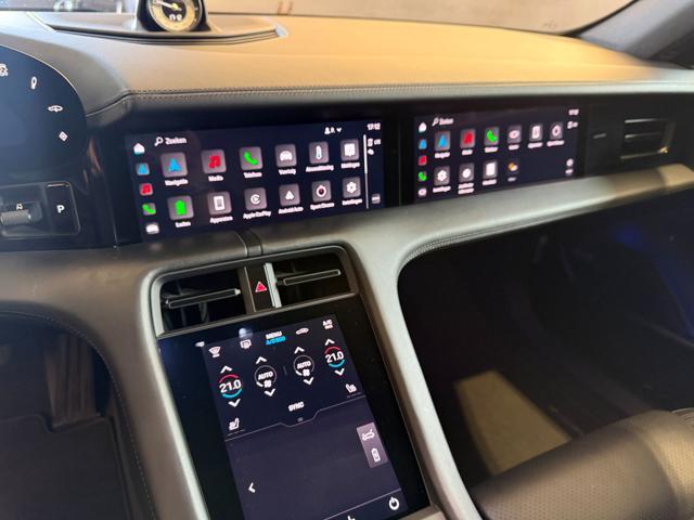 PORSCHE Taycan 4S Performance