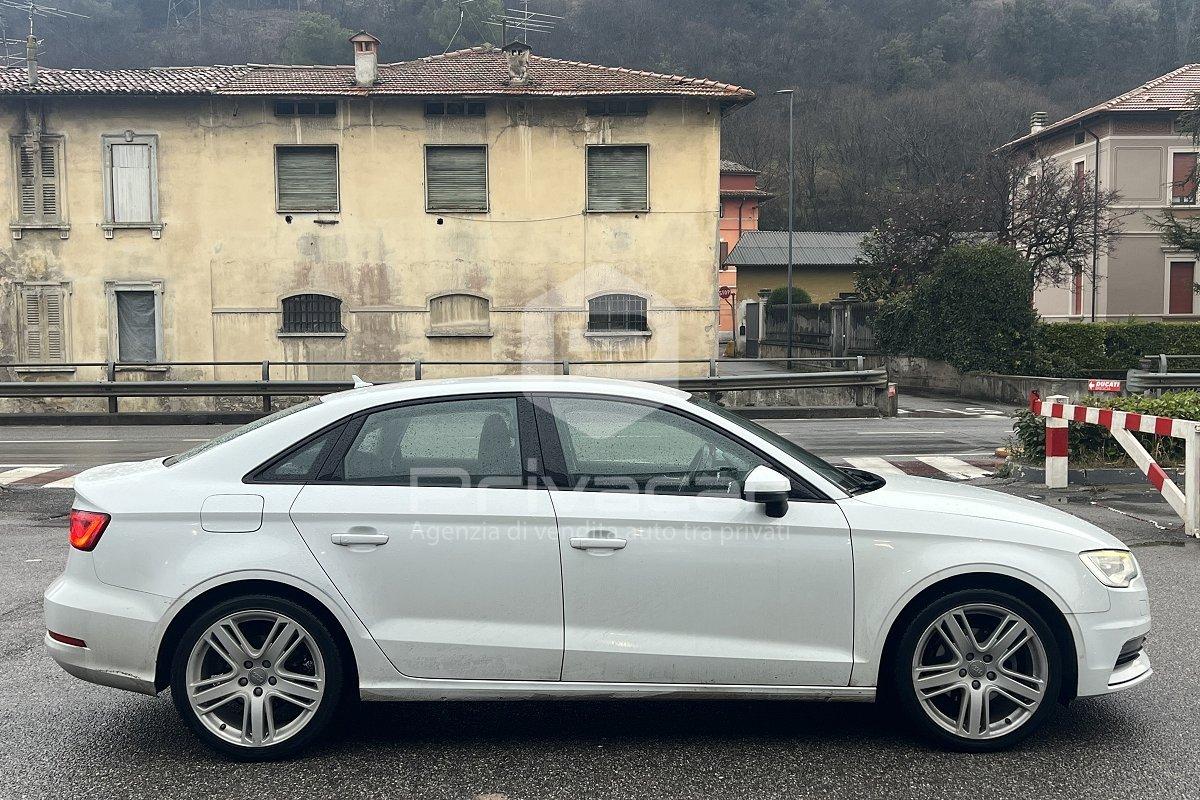 AUDI A3 Sedan 1.6 TDI clean diesel Ambition