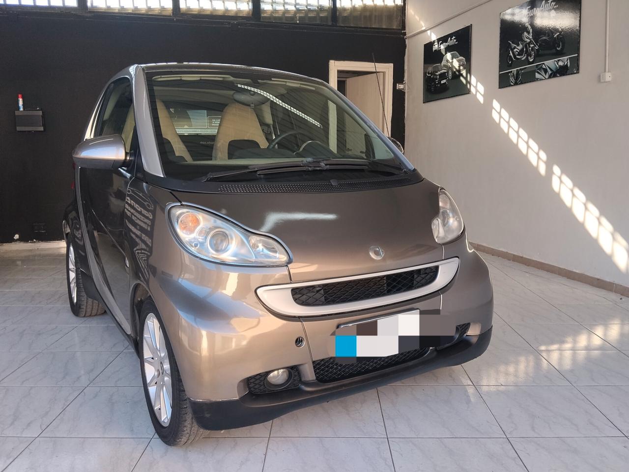 Smart Fortwo 1.0 benzina 2010 AUTOMATICA CON GARANZIA