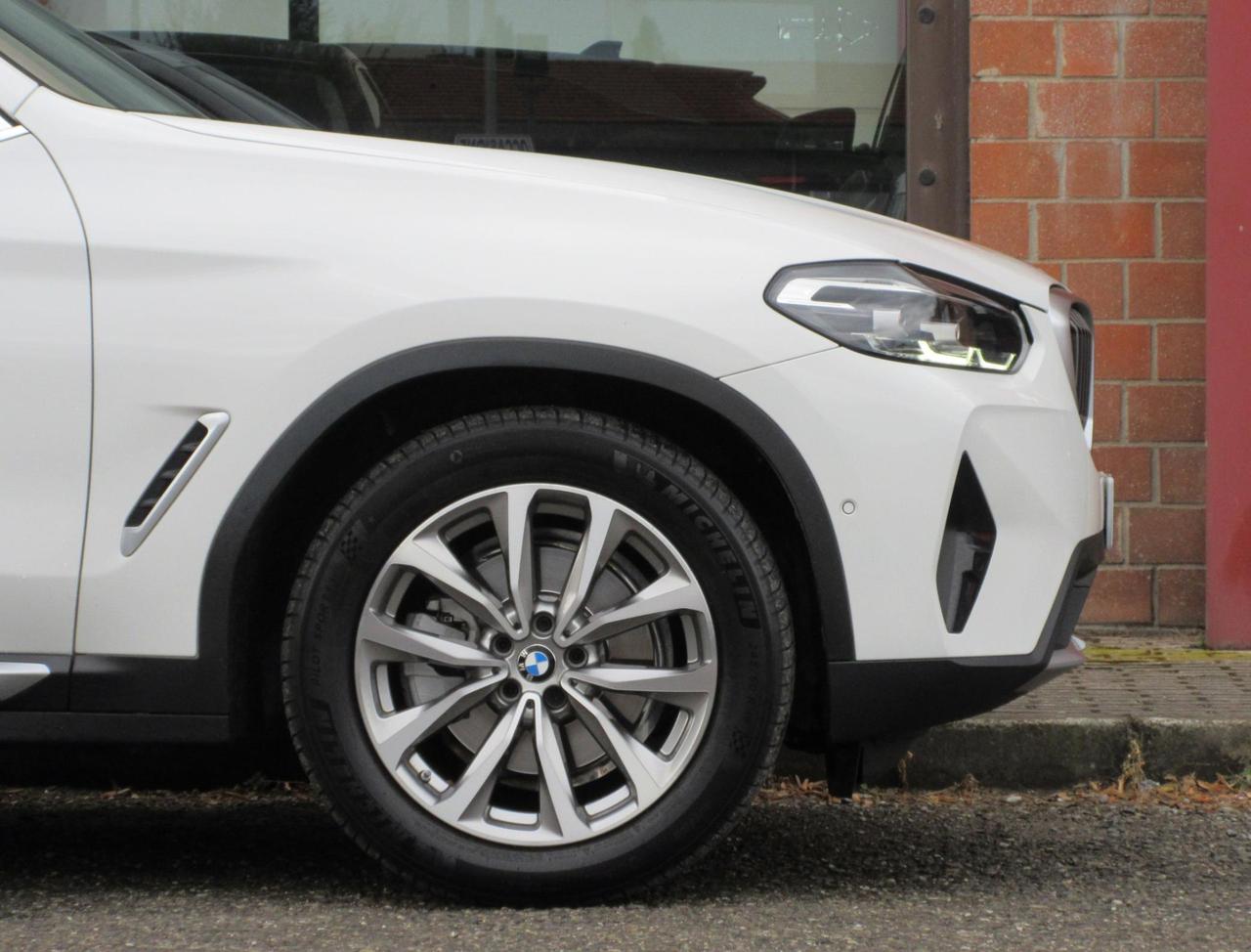 BMW X3 xdrive20d mhev 48V auto