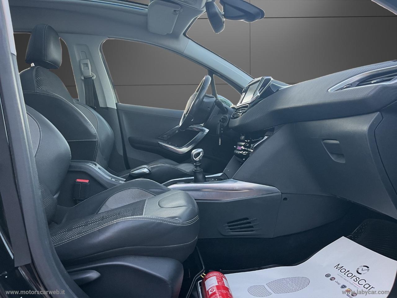 PEUGEOT 2008 1.6 e-HDi 115 CV S&S Allure