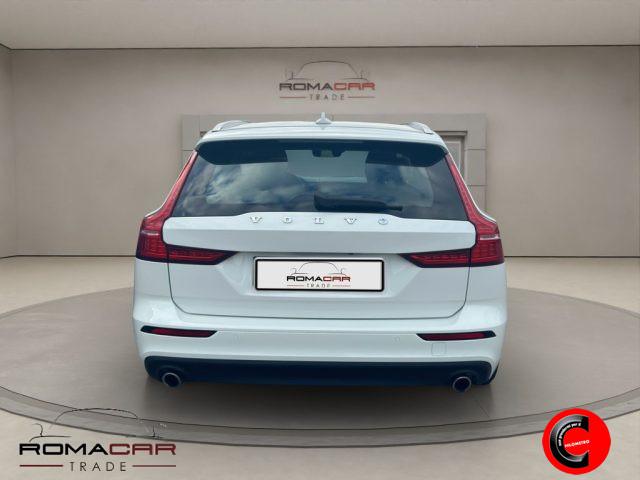 VOLVO V60 B4 (d) Geartronic Momentum Business