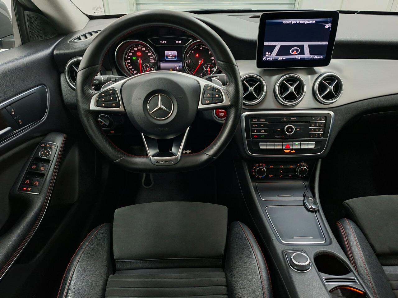 Mercedes-Benz CLA Shooting Brake 200d 4Matic Automatic Premium