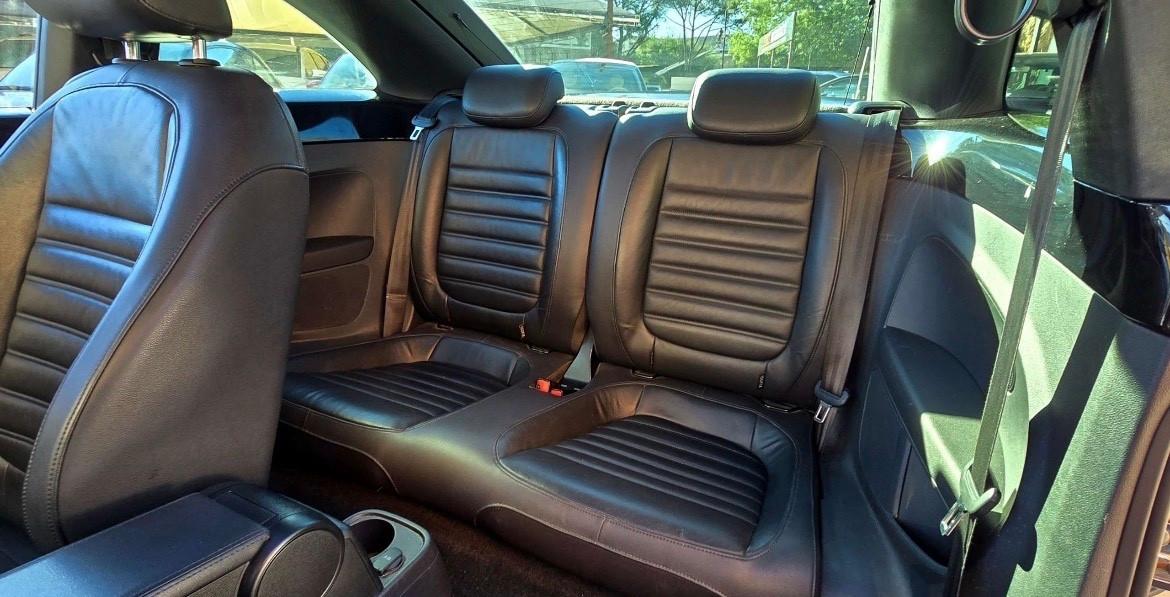 Volkswagen Maggiolino 2.0 TSI DSG Sport