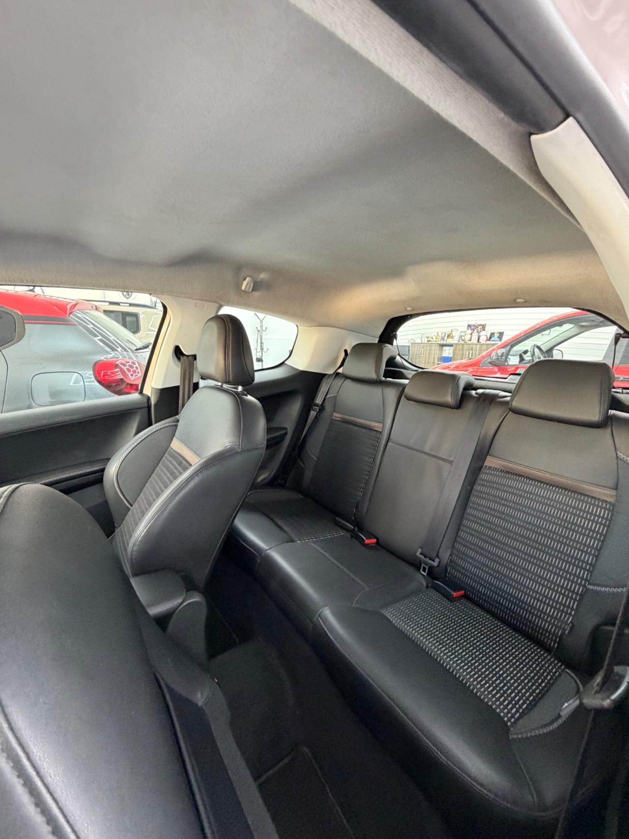 Peugeot 208 1.2 VTi 82 CV 3 porte Allure