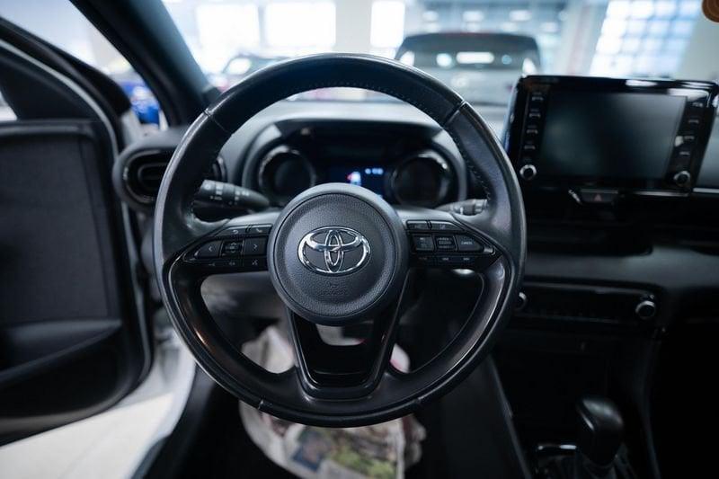 Toyota Yaris 1.5h Lounge