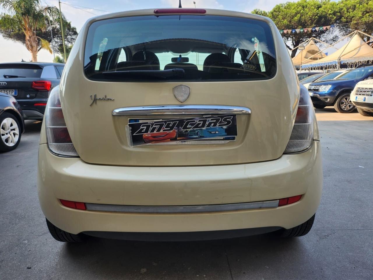 Lancia Ypsilon 1.2 Oro Bianco