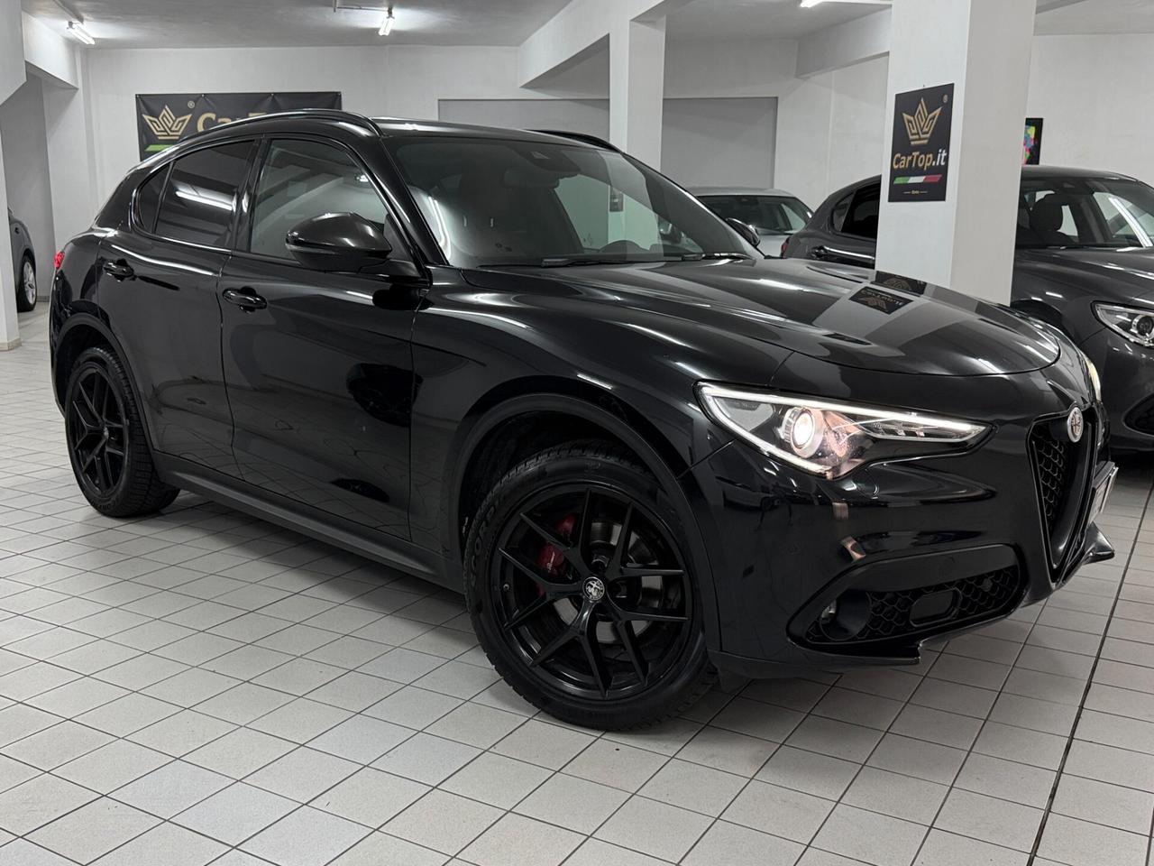 Alfa Romeo Stelvio 2.2 TD 210 CV B-TECH SEDILI VELOCE SPORTIVI AT8 Q4 RETROCAMERA PINZE ROSSO PADDLE UNICO PROPRIETARIO