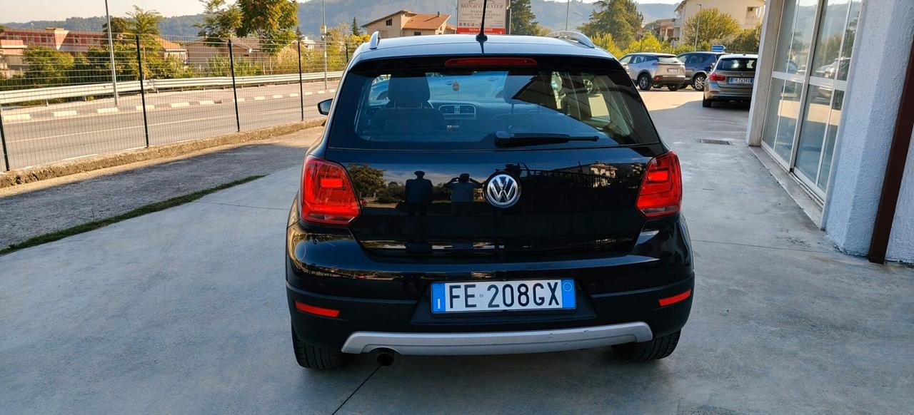 Volkswagen Polo CROSS 1.4 TDI 90 CV DSG