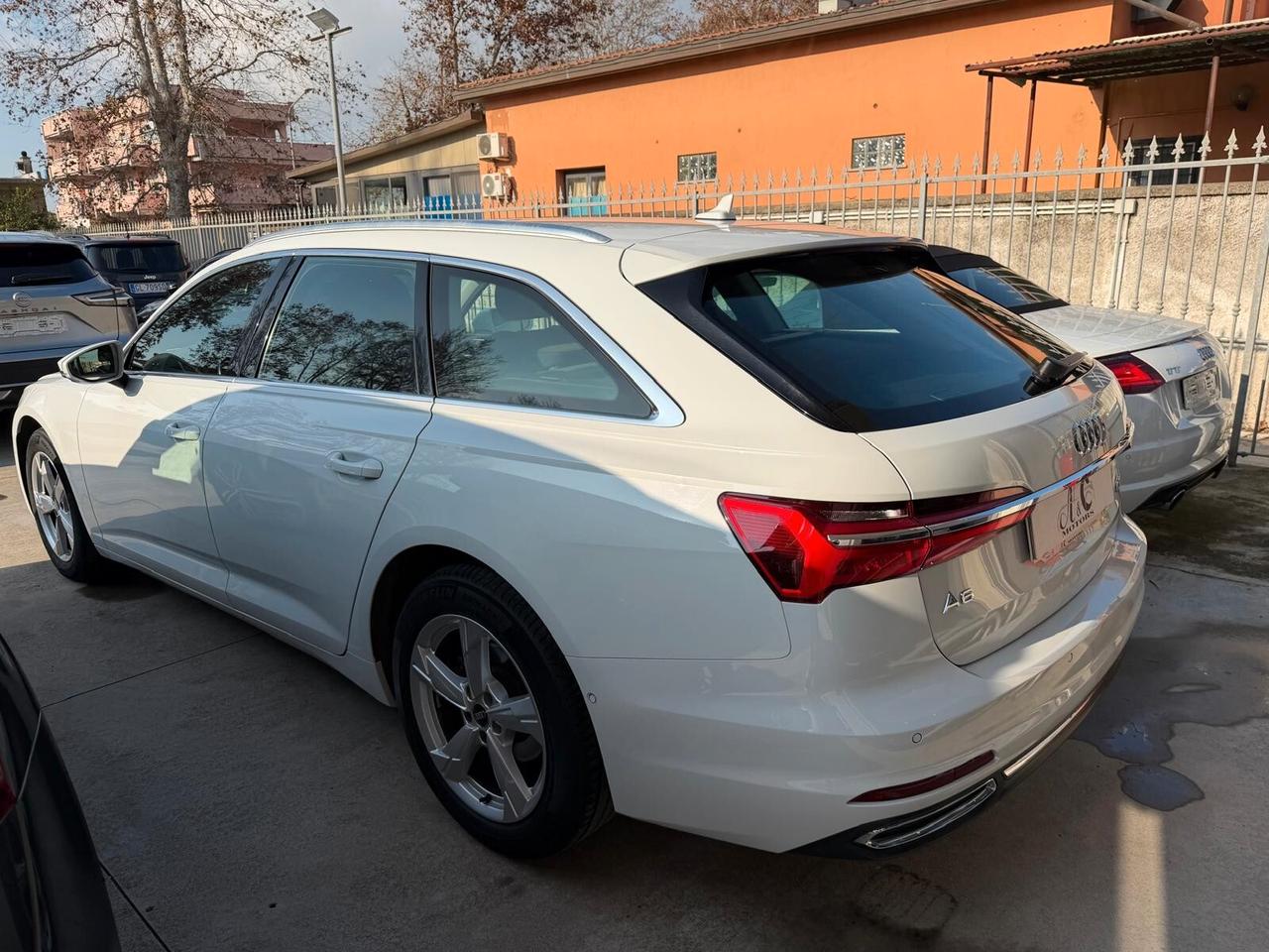 Audi A6 Avant 40 2.0 TDI S-tronic