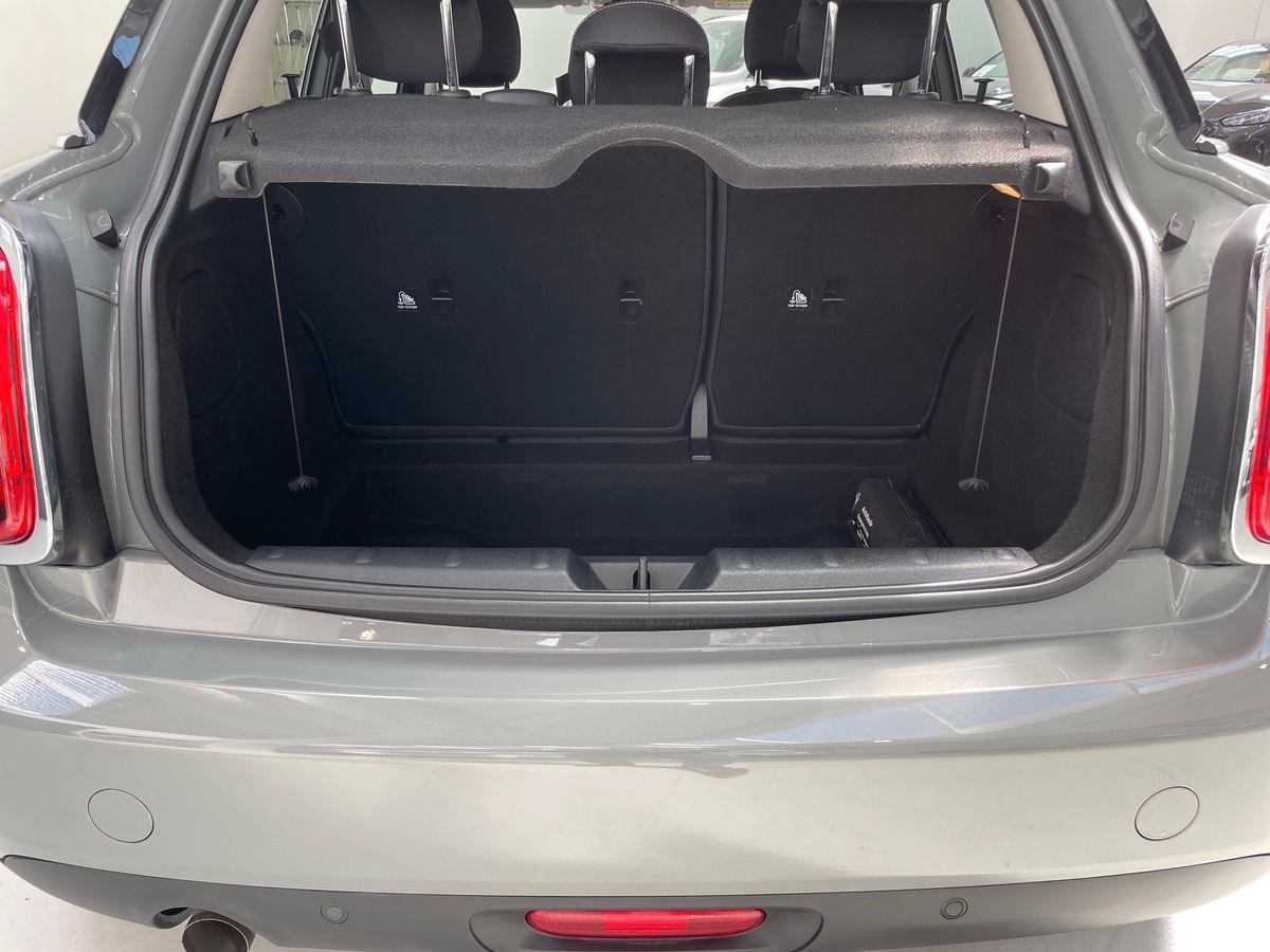 MINI Mini IV F55 2018 5p - Mini 5p 1.5 One Baker Street 102cv aut