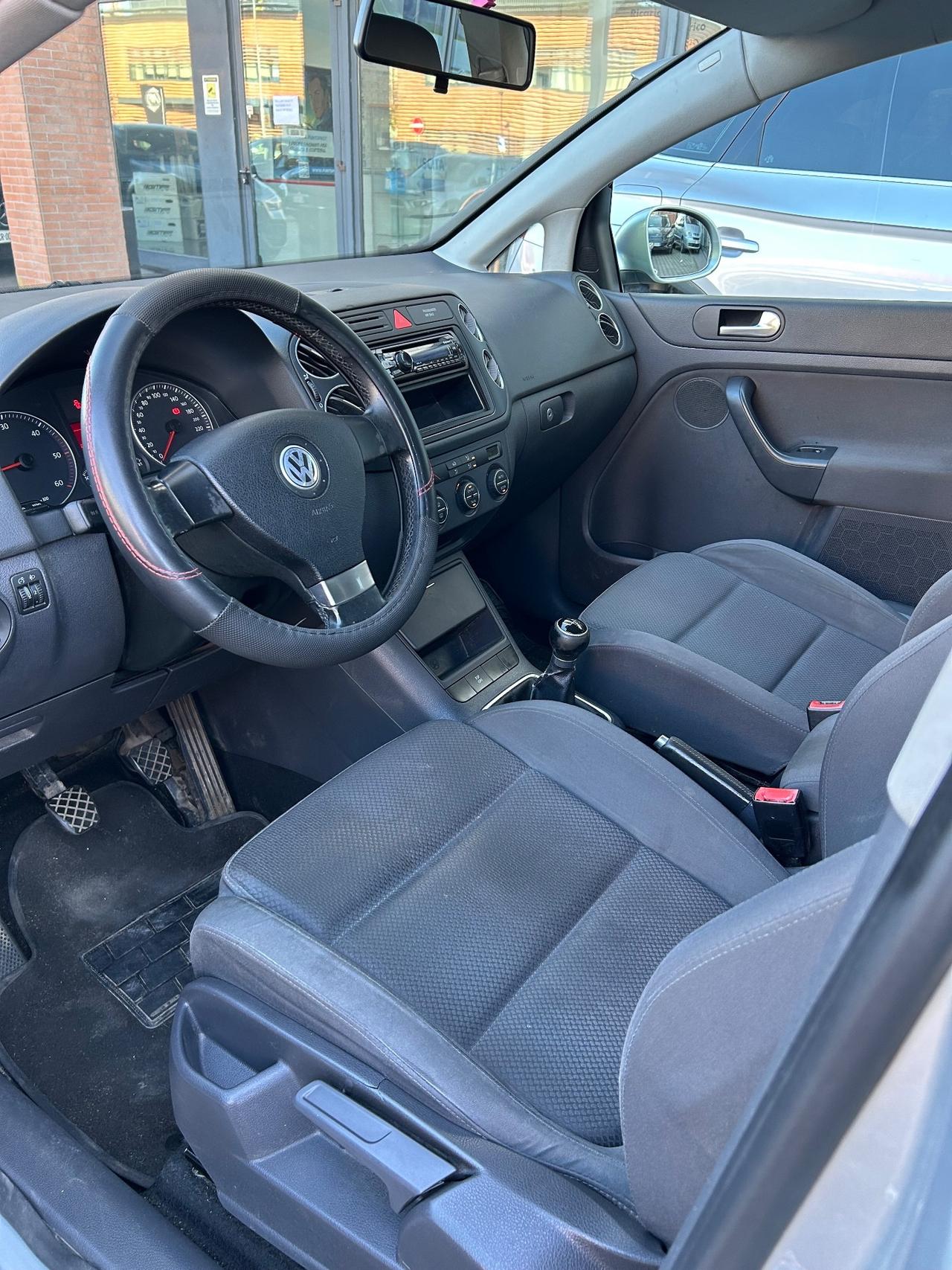 Volkswagen Golf Plus Var. 2.0 TDI 16v DPF Sportline