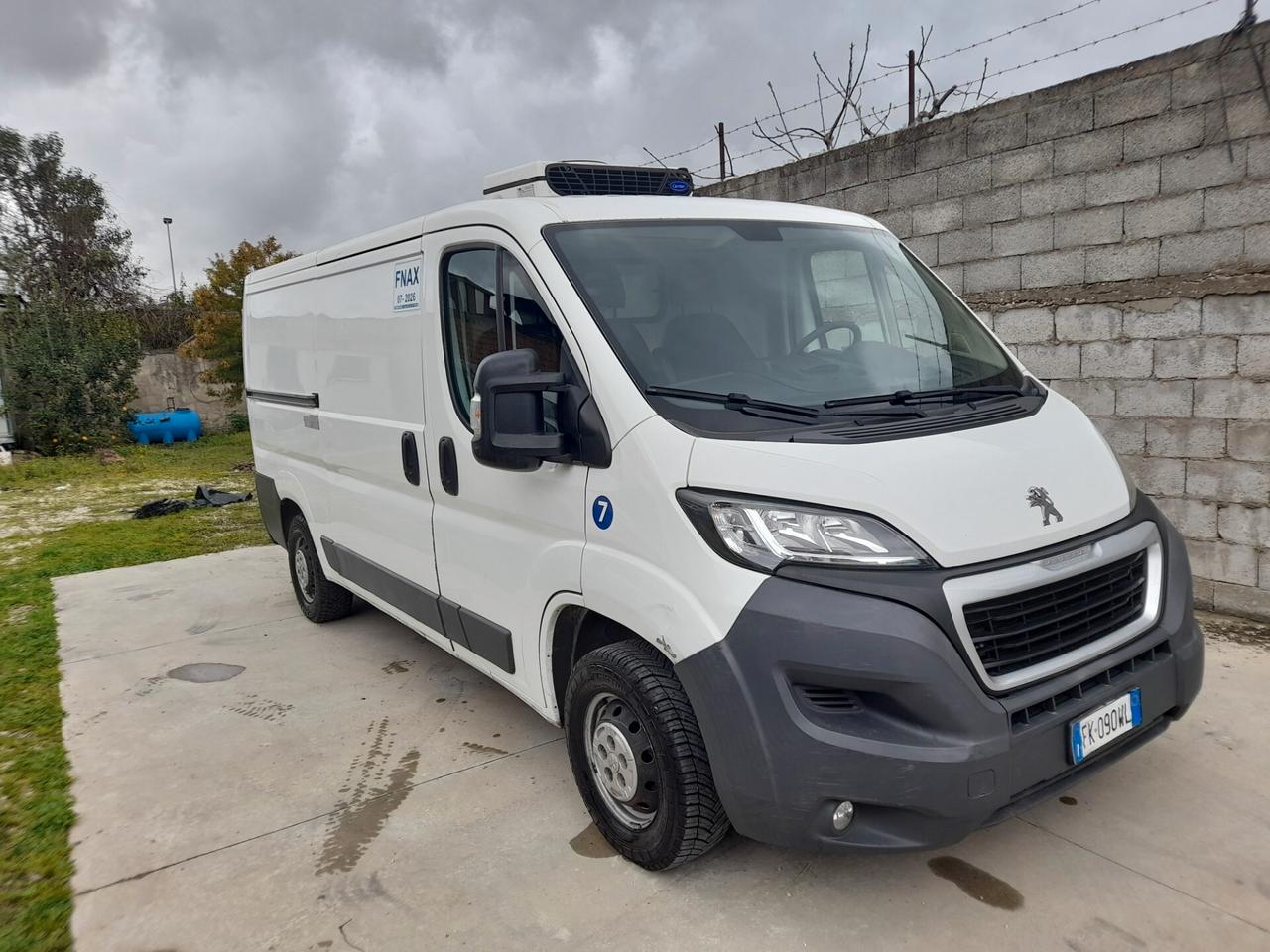 peugeot boxer 2000 gasolio 130 cv con frigo e atp anno 2017