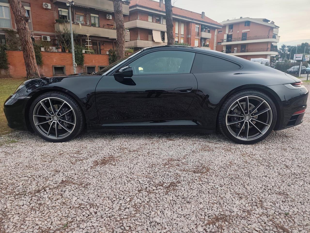 Porsche 911 Carrera