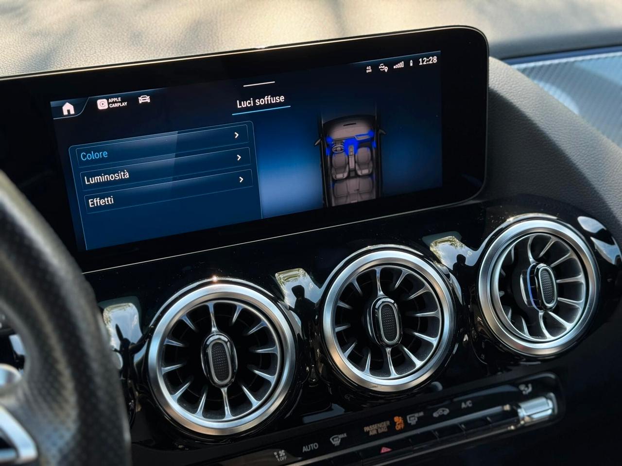 Mercedes-benz GLA 180 d Automatic AMG Line Premium Plus
