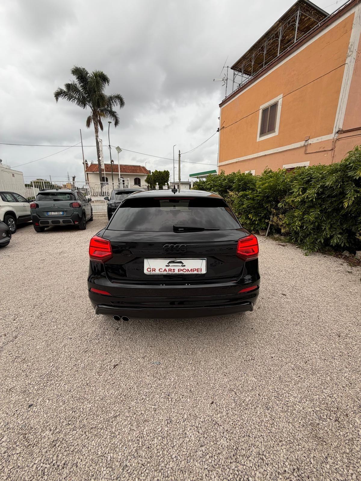 Audi Q2 35 TDI quattro S tronic Identity Black