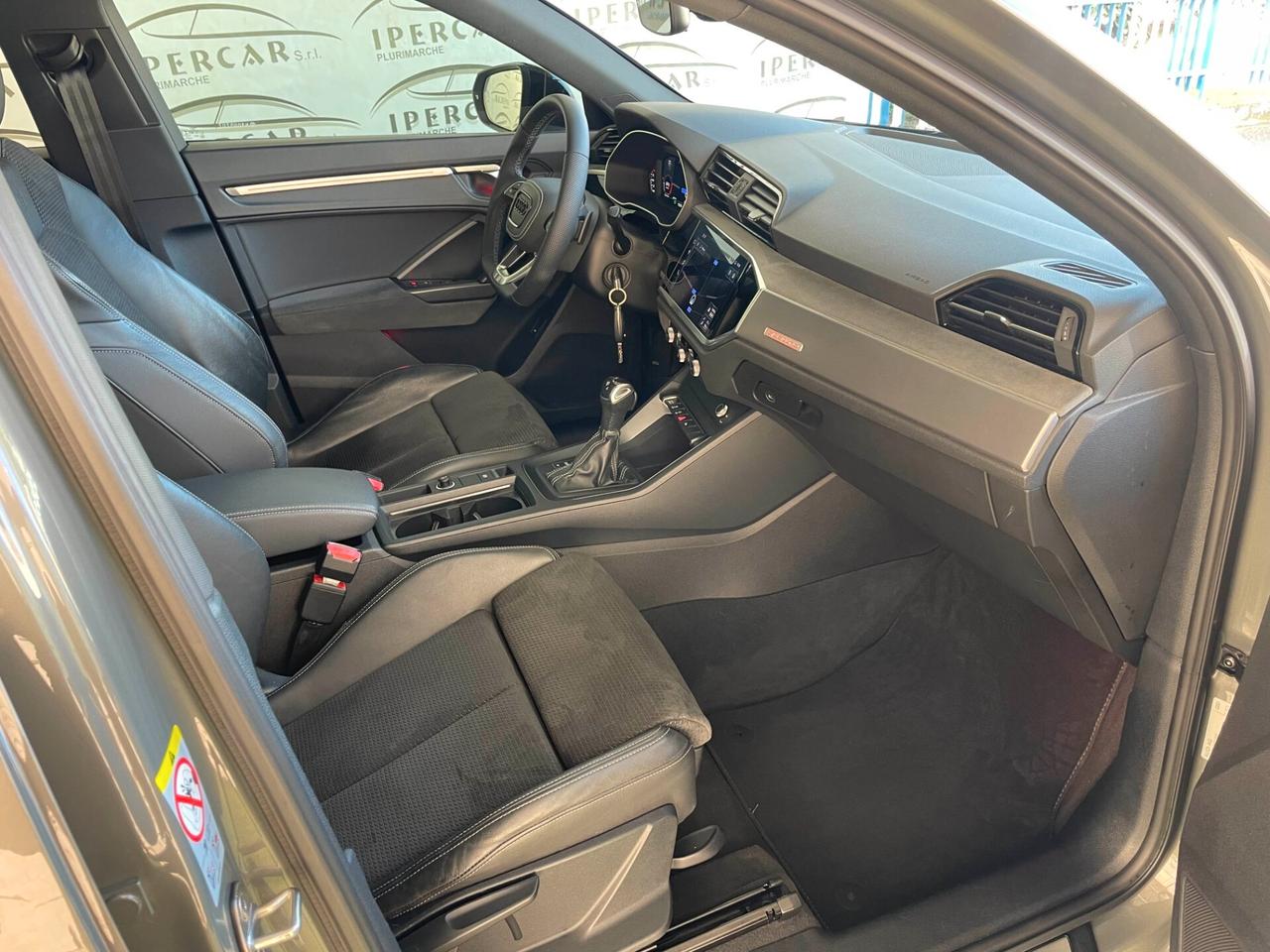 Audi Q3 40 TDI quattro S tronic line edition TETTO APRIILE