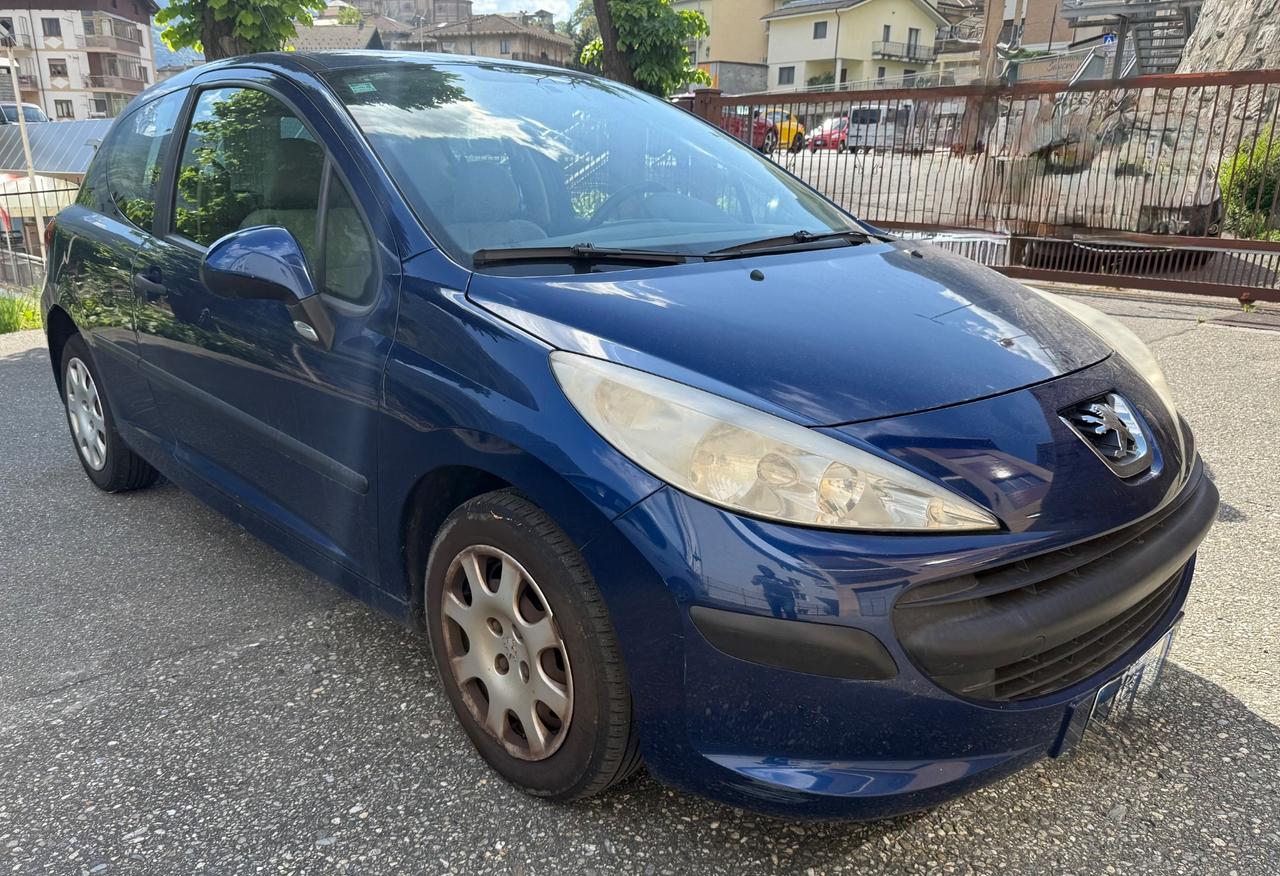 Peugeot 207 1.4 88CV 3p. XS