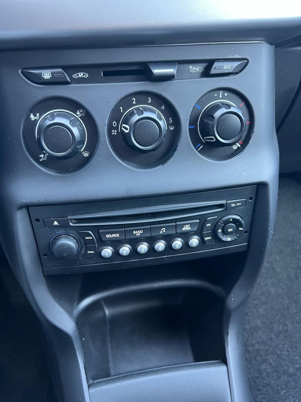 Citroen C3 1.4 BENZINA GPL ANNO 2013 X NEOPATENTATI