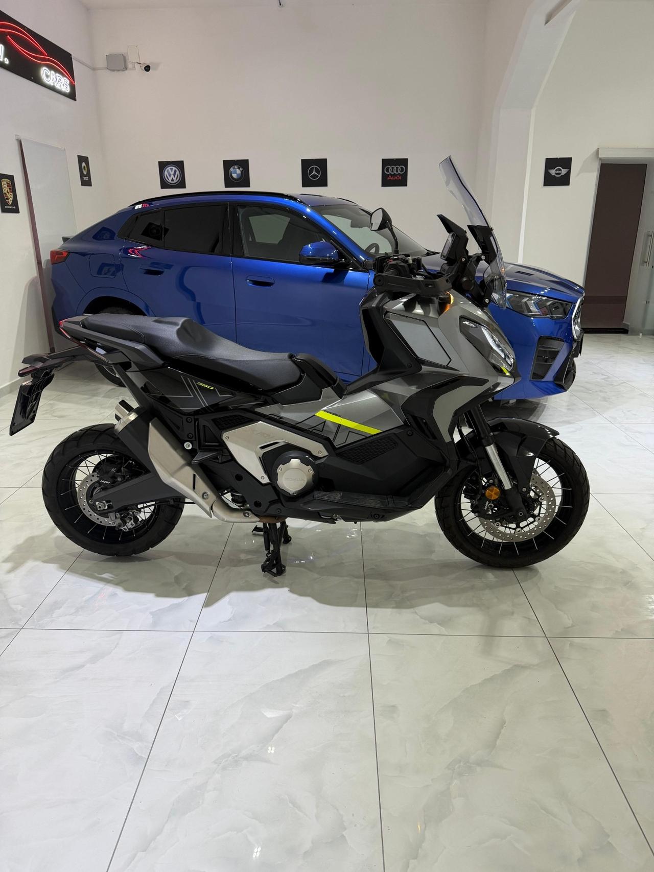 Honda X-ADV 750 EDIZIONE SPECIALE