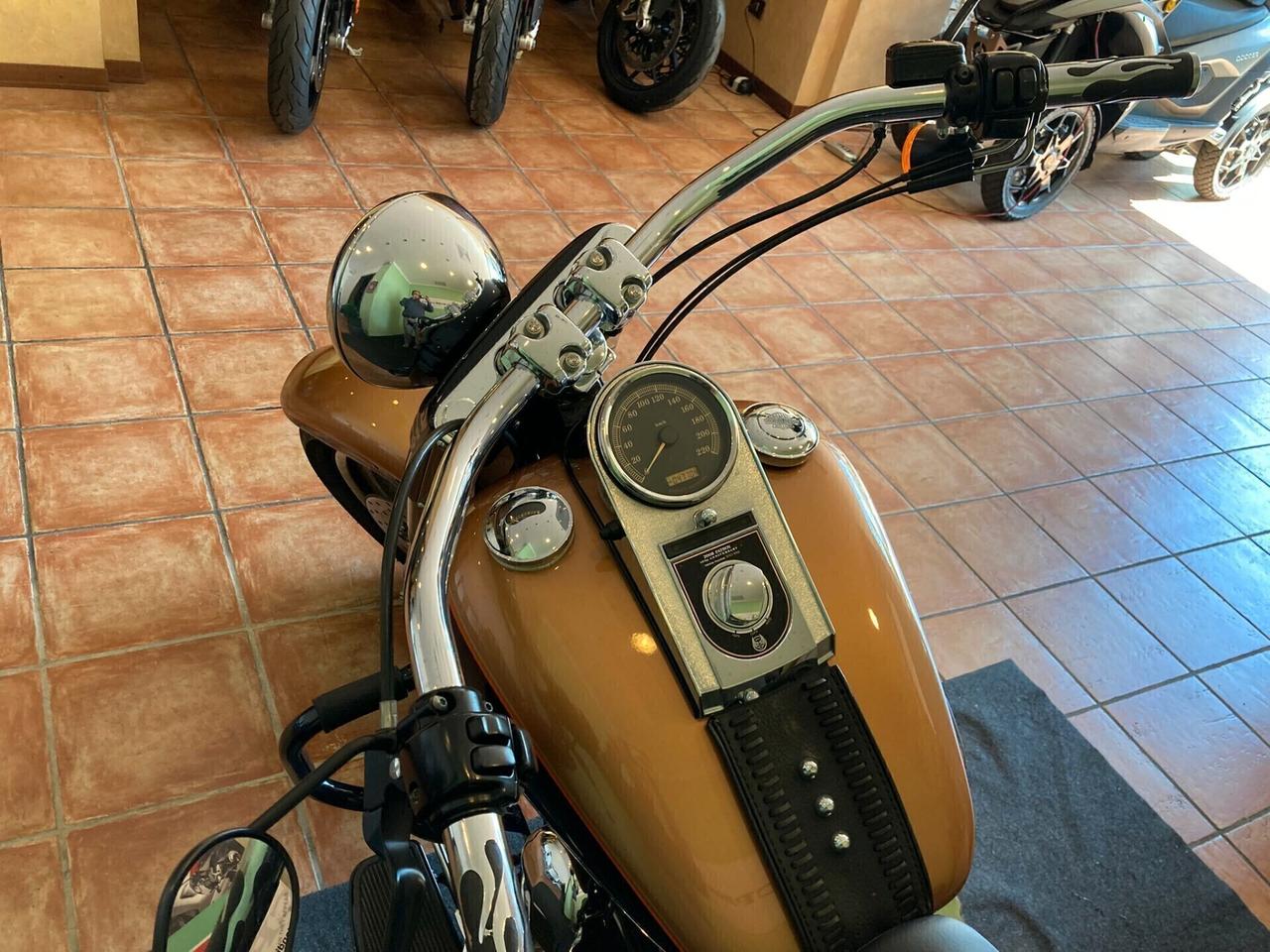 Harley-davidson FLSTF Fat Boy 105 ANNIVERSARIO