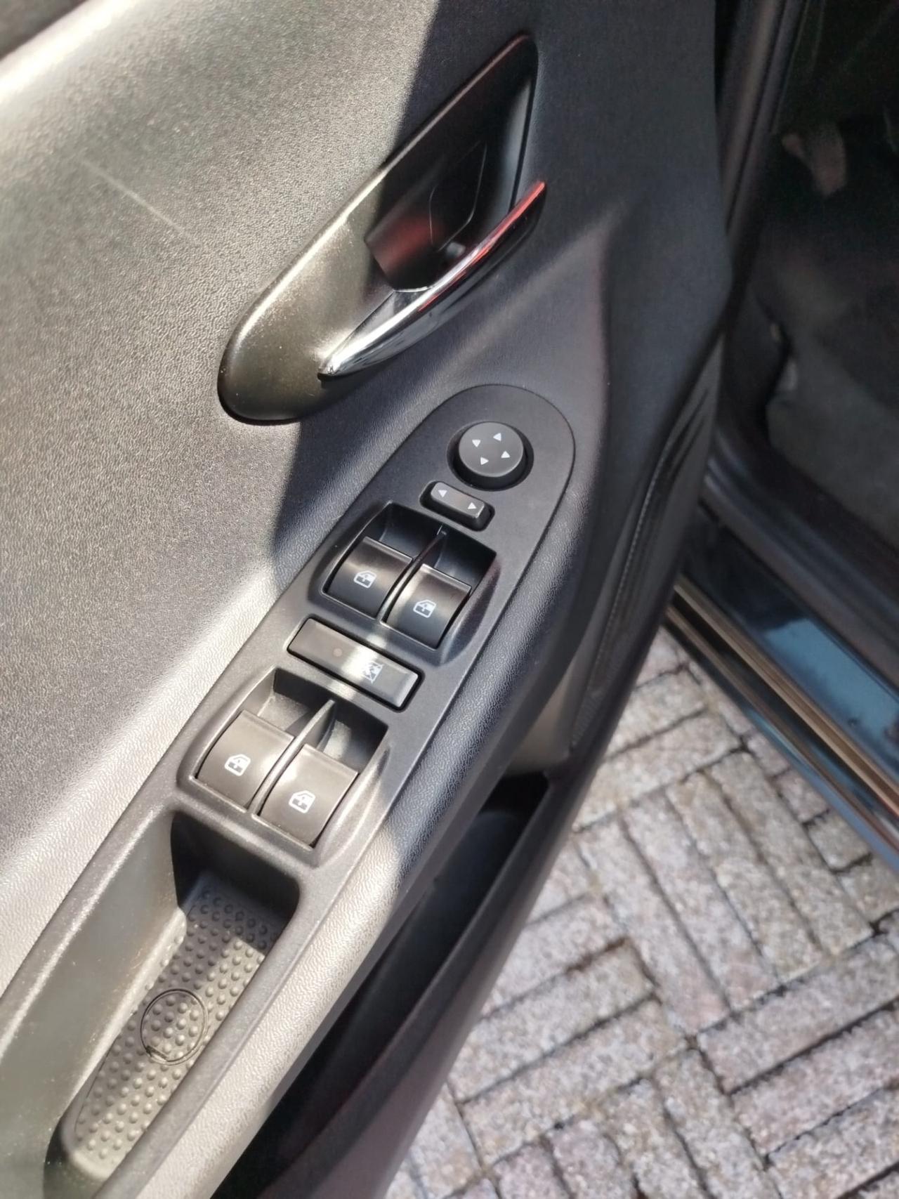 Lancia Ypsilon 1.3 DIESEL MULTIJET 95 CV PLATINUM