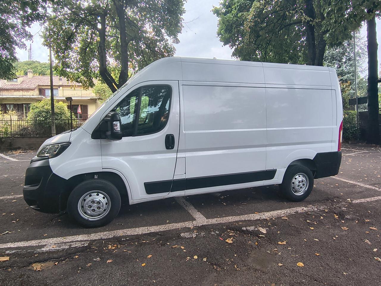 Peugeot Boxer 328 2.2 BlueHDi 120 S&S PC-TN Furgone