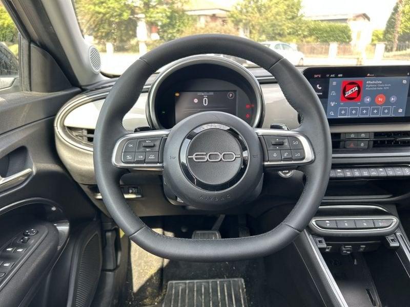 FIAT 600 Hybrid 145 CV DCT MHEV NAVI+KEYLESS+CAMERA
