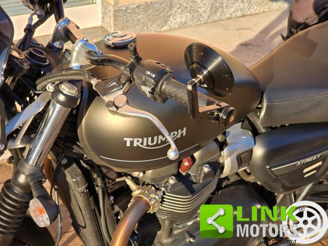 TRIUMPH Street Twin 900