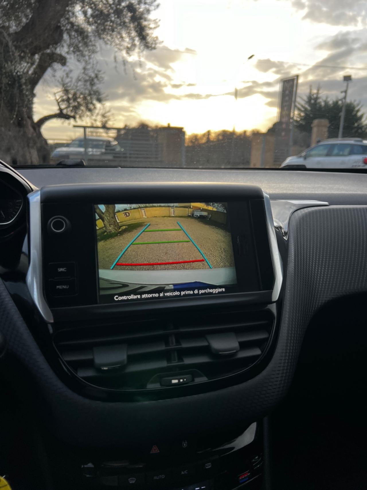 Peugeot 208 PureTech 82 5 porte Allure 5 porte 90000 km ufficiali