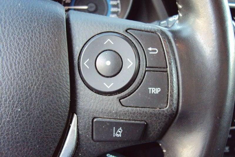 Toyota Auris Auris 1.8h Lounge cvt