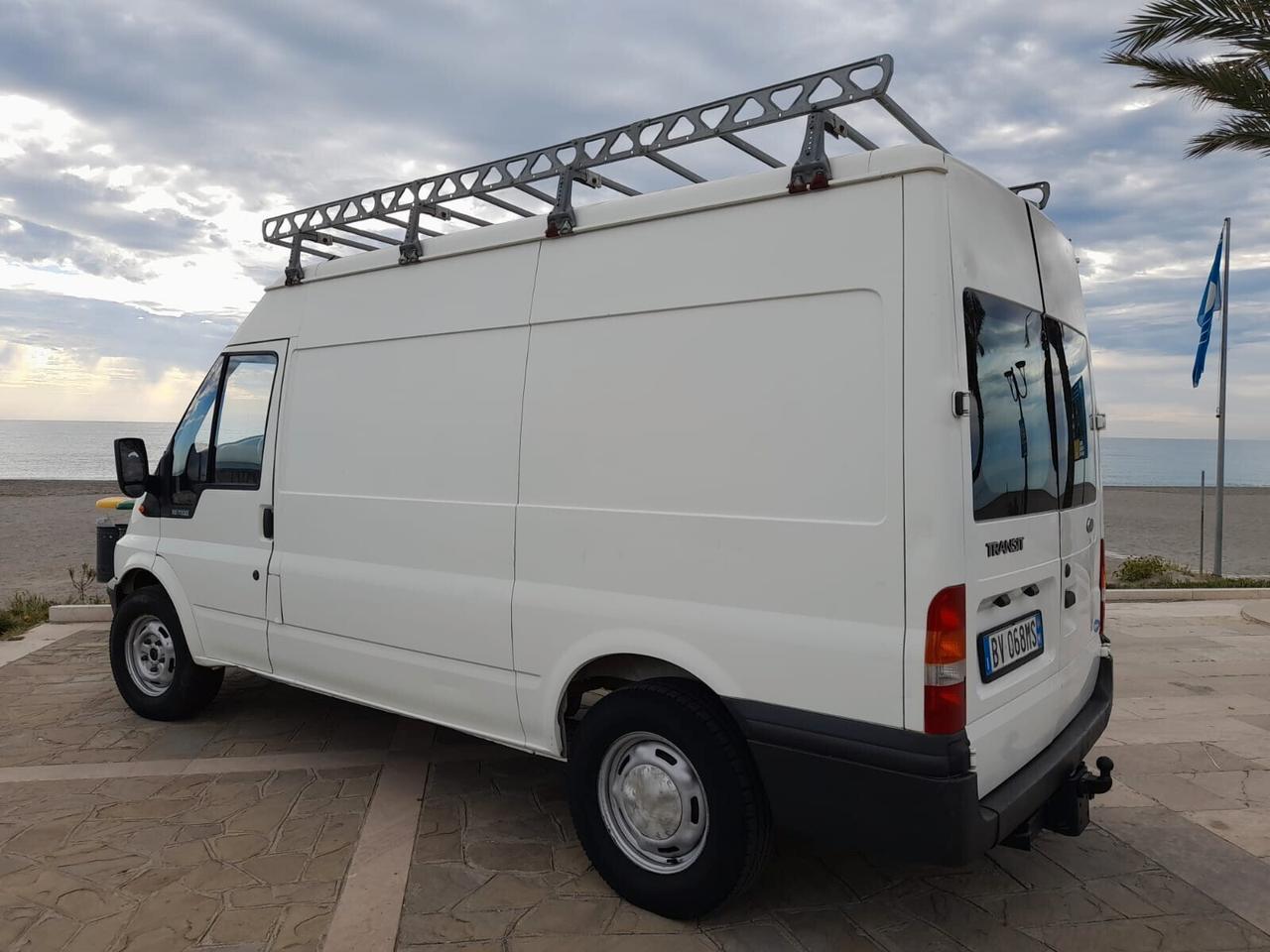 Ford Transit/Tourneo/Bus Transit 330 2.4 TD/125 cat PL-TM Furg.