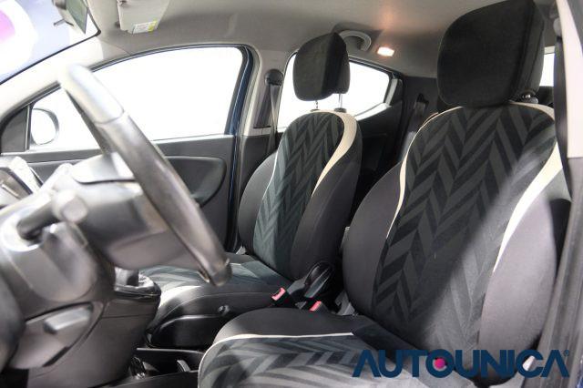 LANCIA Ypsilon 1.2 69 CV 5 PORTE GOLD NEOPATENTATI