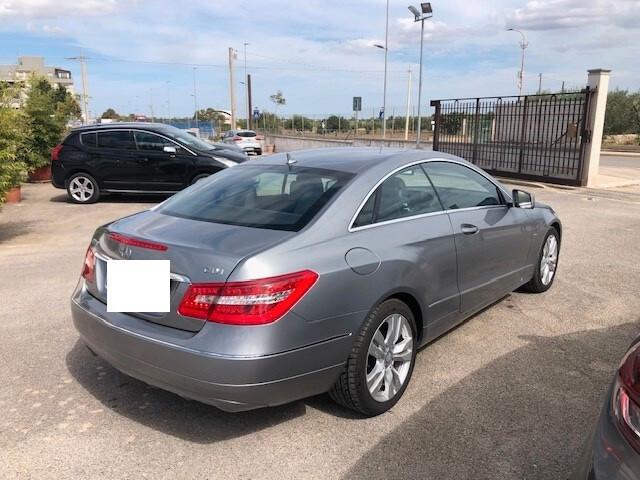 Mercedes-benz E 220 CDI Coupé BlueEFFICIENCY Avantgarde