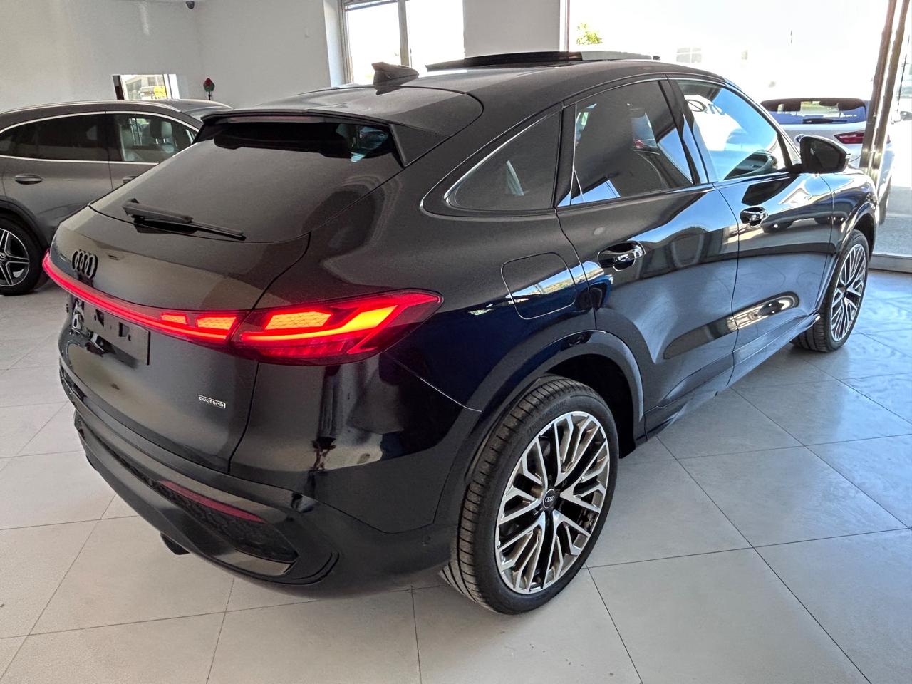 Audi Q5 SPB TDI 150 kW mHEV+ S tronic quattro line edition