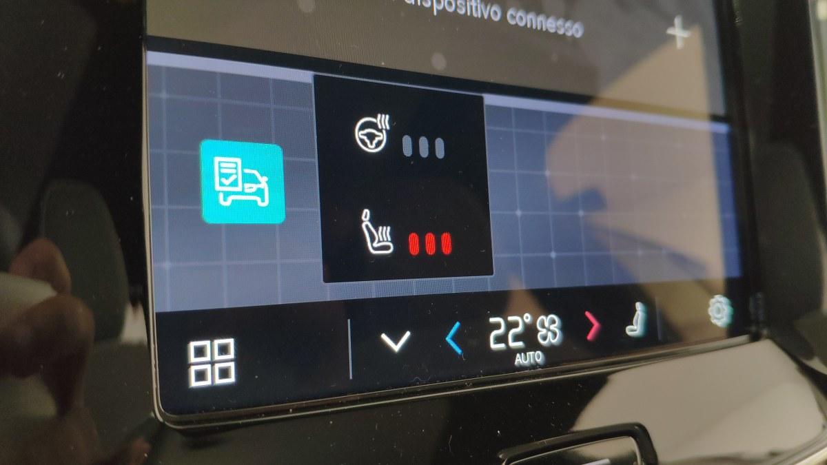 VOLVO C40 Recharge Single Motor Extended Range Rwd Ultimate
