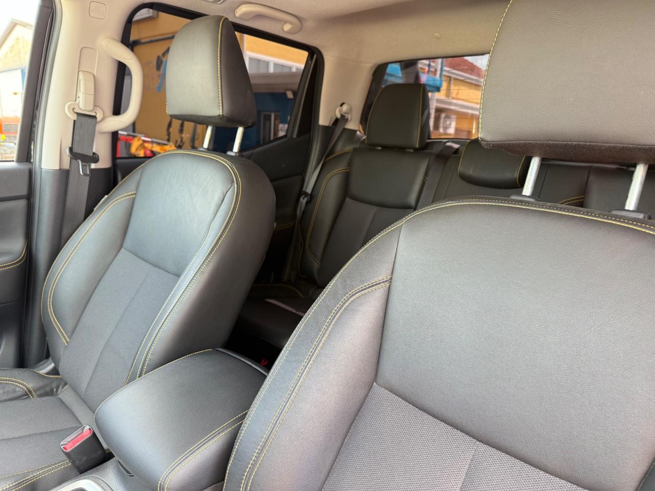 Autocarro NISSAN NAVARA NP300 - UNICO - OMOLOGATO