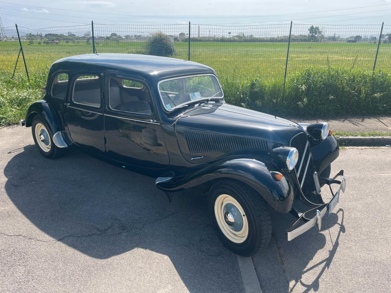 Citroen Traction Avant 11B lunga 8 Posti